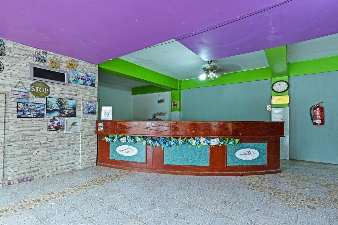 Oyo 90565 Teresek View Motel กัวลาทาฮัน ภายนอก รูปภาพ