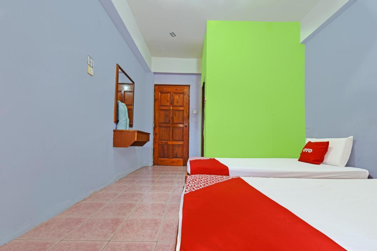 Oyo 90565 Teresek View Motel กัวลาทาฮัน ภายนอก รูปภาพ
