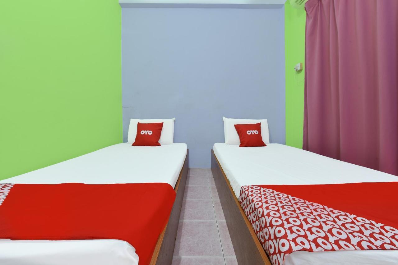 Oyo 90565 Teresek View Motel กัวลาทาฮัน ภายนอก รูปภาพ