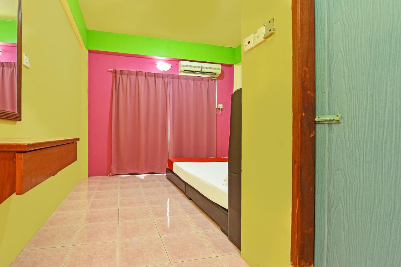 Oyo 90565 Teresek View Motel กัวลาทาฮัน ภายนอก รูปภาพ